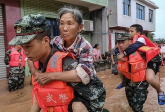 长江流域洪水肆虐 中国领导层面临新挑战