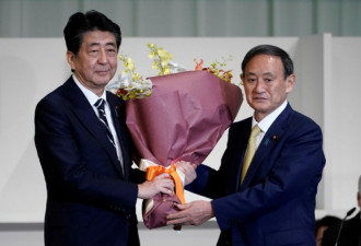 菅义伟正式出任日本首相 新内阁成员名单