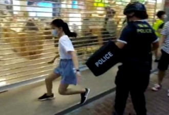 港警武力压制12岁女童引发民愤 上万人请愿