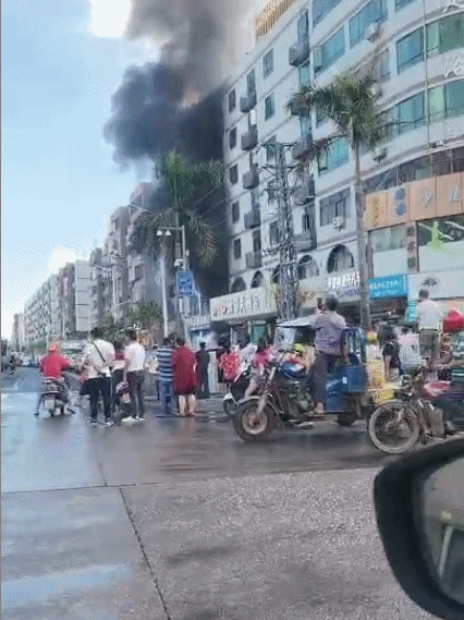 视频曝光！珠海一酒店附近发生煤气爆炸