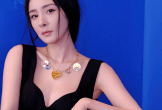 杨幂性感封面照曝光，深V吊带裙尽显事业线