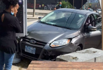 很危险！多伦多发生多起汽车撞击路边餐厅事故