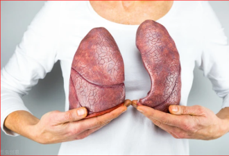 肺部开始“癌变”四肢会有3种“迹象”