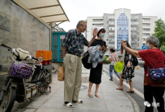 日本老人留在武汉拒绝回国：想一直留在中国