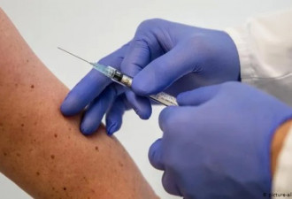 美新冠疫苗临床试验，接种者出现副作用