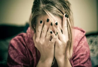 华女为爱远嫁却惨遭丈夫家人赶出门 孤独回国