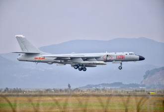 自家基地遭中国空军模拟轰炸 美军官回应