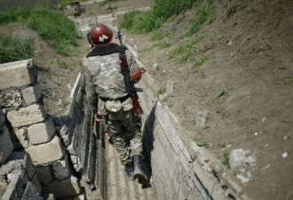 亚美尼亚实行戒严令限18至55岁男性出境