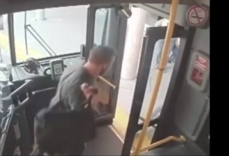 80多岁老人被扔下TTC公车并遭重击