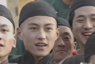 "老干部"靳东:和大9岁"母亲"同居5年闪婚"影后"