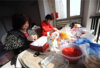 冒险做试管婴儿的65岁中国奶奶，近况如何
