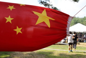 近300留学生在美离境时遭滋扰盘查，中国回应