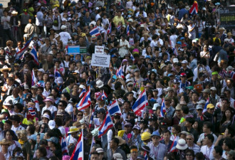 泰国示威者递交辞职信，限总理三天内下台
