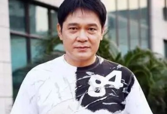 戏骨弃发妻与情人同居8年，被女儿恨17年