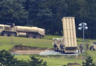 韩军向“萨德”基地运设备，民众：坚决反对