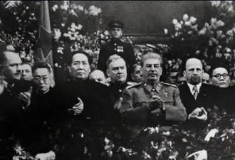 49年毛泽东出访苏联 为什么不睡苏方准备的床？