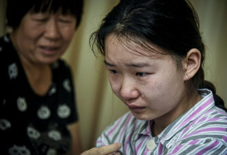 中国21岁女孩穿纸尿裤12年，自责拖累家庭...