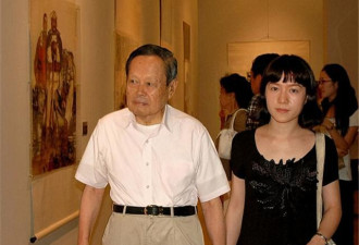 翁帆：为了杨先生身体，我十六年来都是早睡