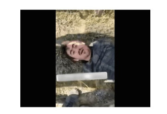 阿塞拜疆虐杀战俘现场视频曝光，画面太残忍！
