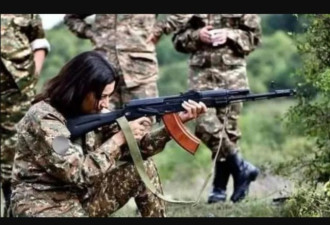 亚美尼亚第一夫人上战场，保卫家园