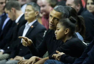 奥巴马自曝曾主动担任女儿篮球队“教练”