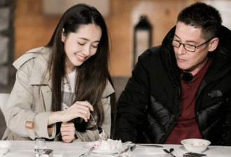粉丝催郭碧婷发微博 郭爸爸：她沉溺在幸福中