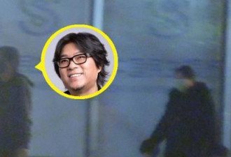 高晓松13岁女儿大长腿吸睛 父女亲密挽手出街