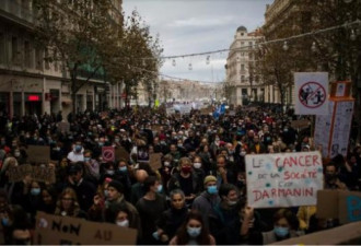 法国解封首日,70余城市爆发反整体安全法大游行