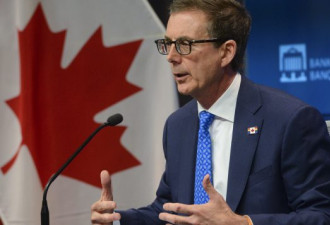 加拿大中央银行继续维持超低利率政策