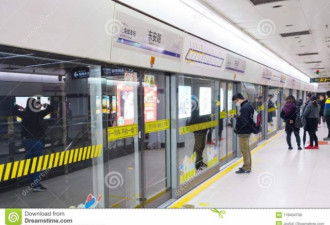 不得外放！上海地铁迎来“静音”时代