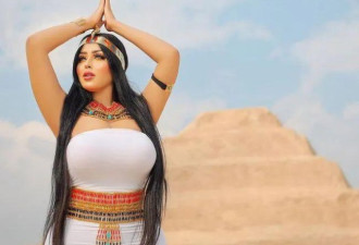 网红在埃及金字塔拍性感照，摄影师被捕