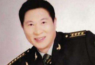 董大维冒充军人行骗15年，被捕时自称少将