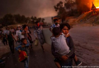 UNICEF年度最佳摄影：不知所措下的勇敢互助