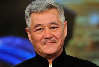 春晚钉子户突然被封杀之谜 曾让女星跪拜