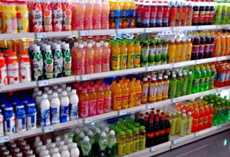 10瓶饮料过期被罚5万5 超市：罚太重了