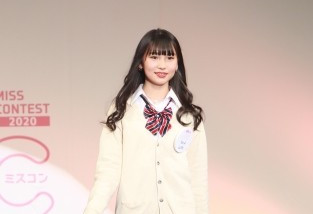 日本最可爱初中生出炉 13岁女孩拿下冠军