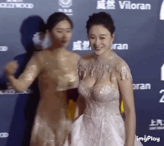 华人女星因性感在海外爆红！身材上热搜