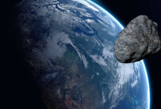 约为埃菲尔铁塔大小的小行星正在飞向地球