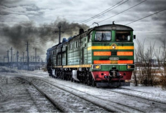 俄国解除部分职业性别禁令 女性开火车不是梦