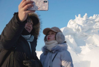 在寒流和疫情中开幕的哈尔滨国际冰雪节