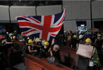 英国撑港签证新规允海外公民生活工作5年