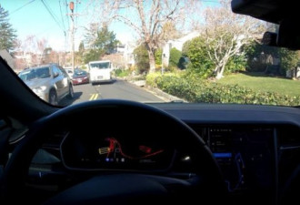 特斯拉自动驾驶系统测试：太像过度谨慎的司机