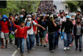美墨边境日抓3千非法移民 将导致移民潮