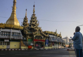 缅甸军方宣布紧急状态后 各银行暂时关闭