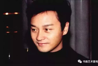 她被誉为东方梦露 年过半百依然迷倒众生