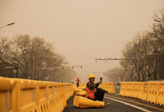 北京发生罕见严重沙尘暴&quot;主要起源于蒙古&quot;