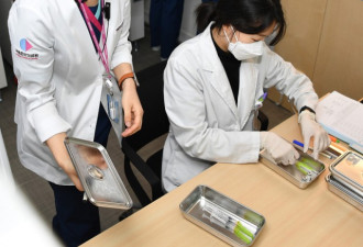 韩国4000人接种新冠疫苗后出现不良反应