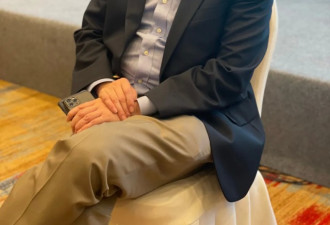 不接种的人会吃亏！张文宏呼吁尽快接种疫苗