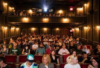 纽约影院重开放 影迷一早买票：等这天等了一年