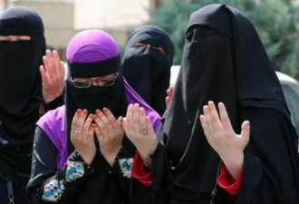 斯里兰卡宣布全面禁穿罩袍 关闭千所伊斯兰校